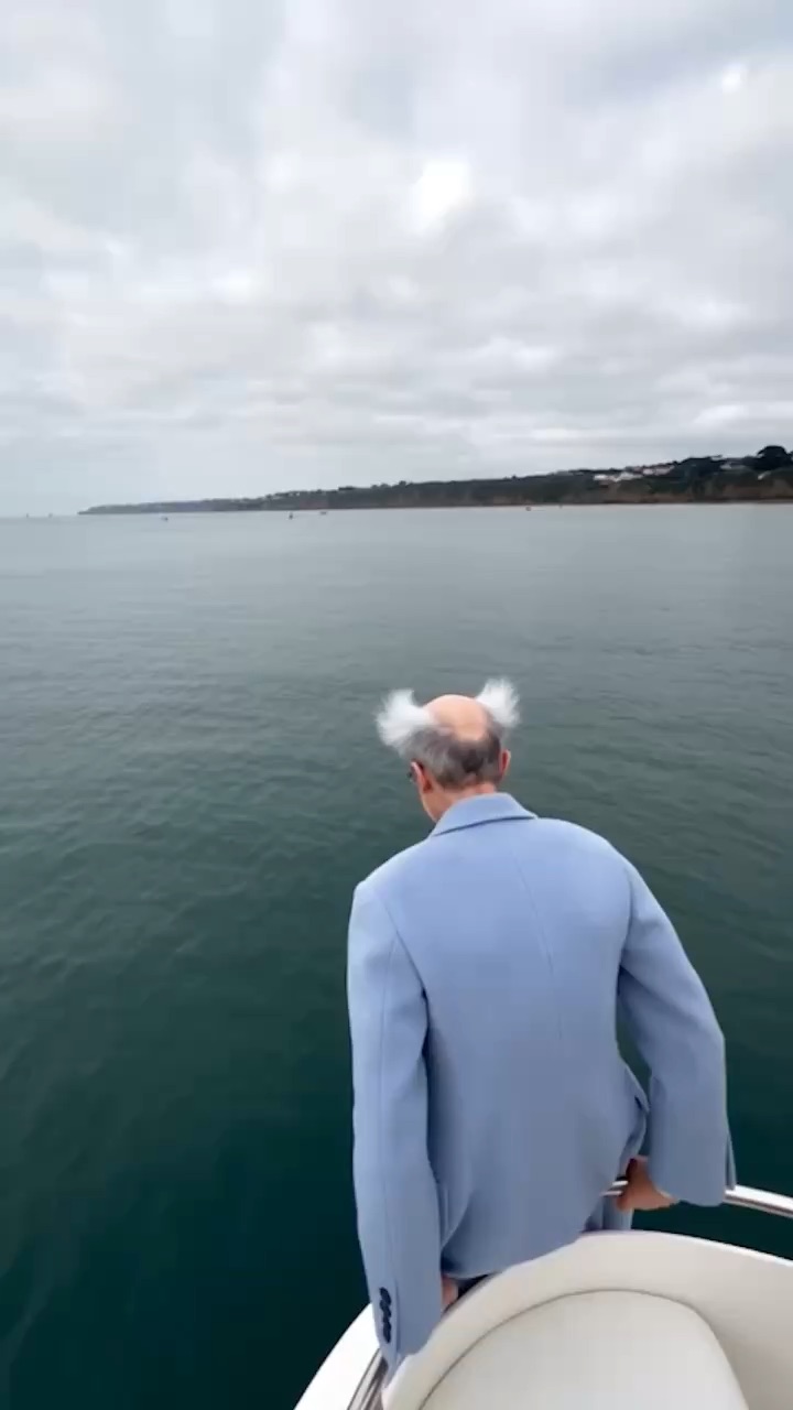 🌊 😂