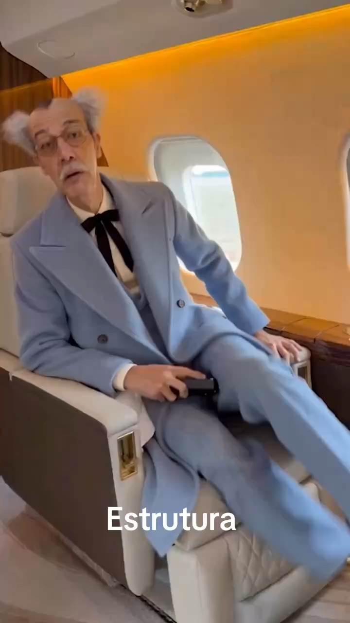 ✈️