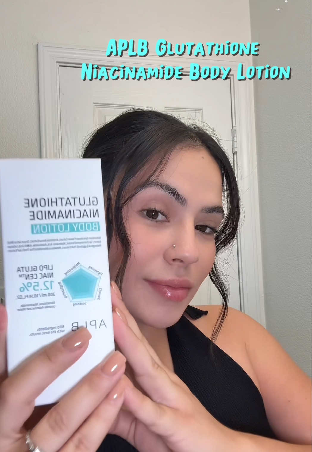 My newest addiction, I am completely amazed by how great @APLB Global Official lotion makes my skin feel🧴. Super lig...