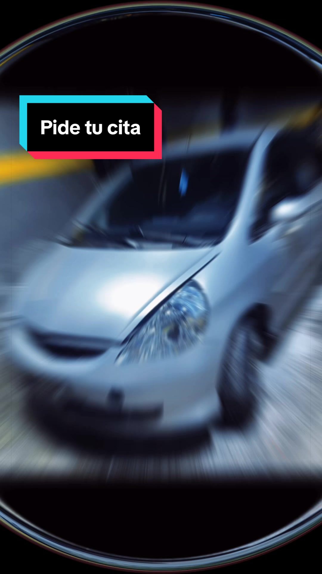 El cliente pensó que no tenía solución, pero mira este cambio 💥🚗 De chocado a impecable en nuestro taller. Síguenos...