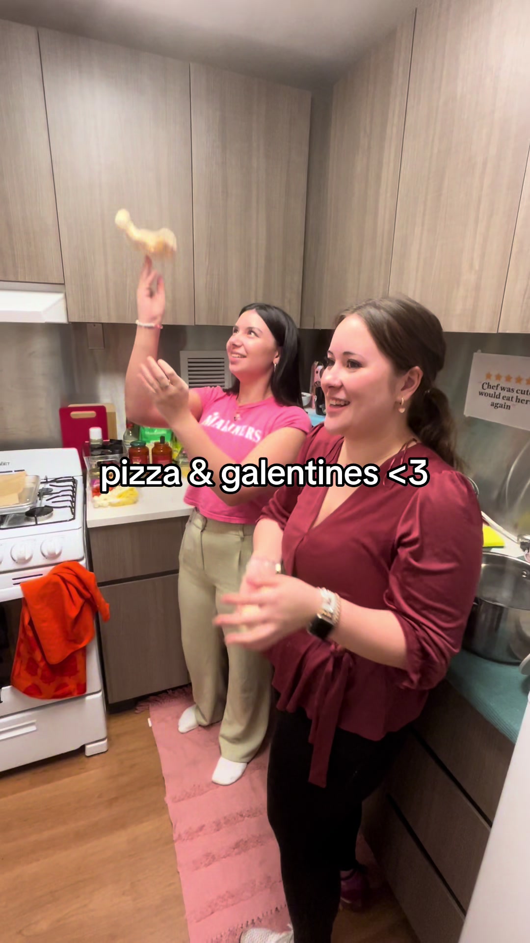 Galentines>> having a valentine 😋 #galentinesday #pizzamaking #pizzanight #galpals #valentinesday #vday #bearpawuniv...