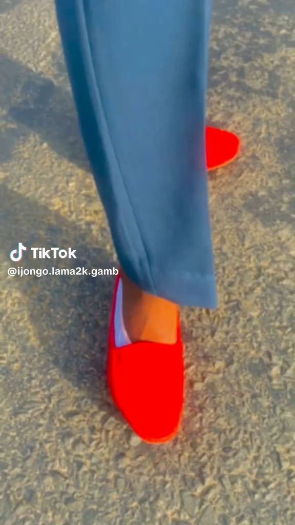 1000269081
