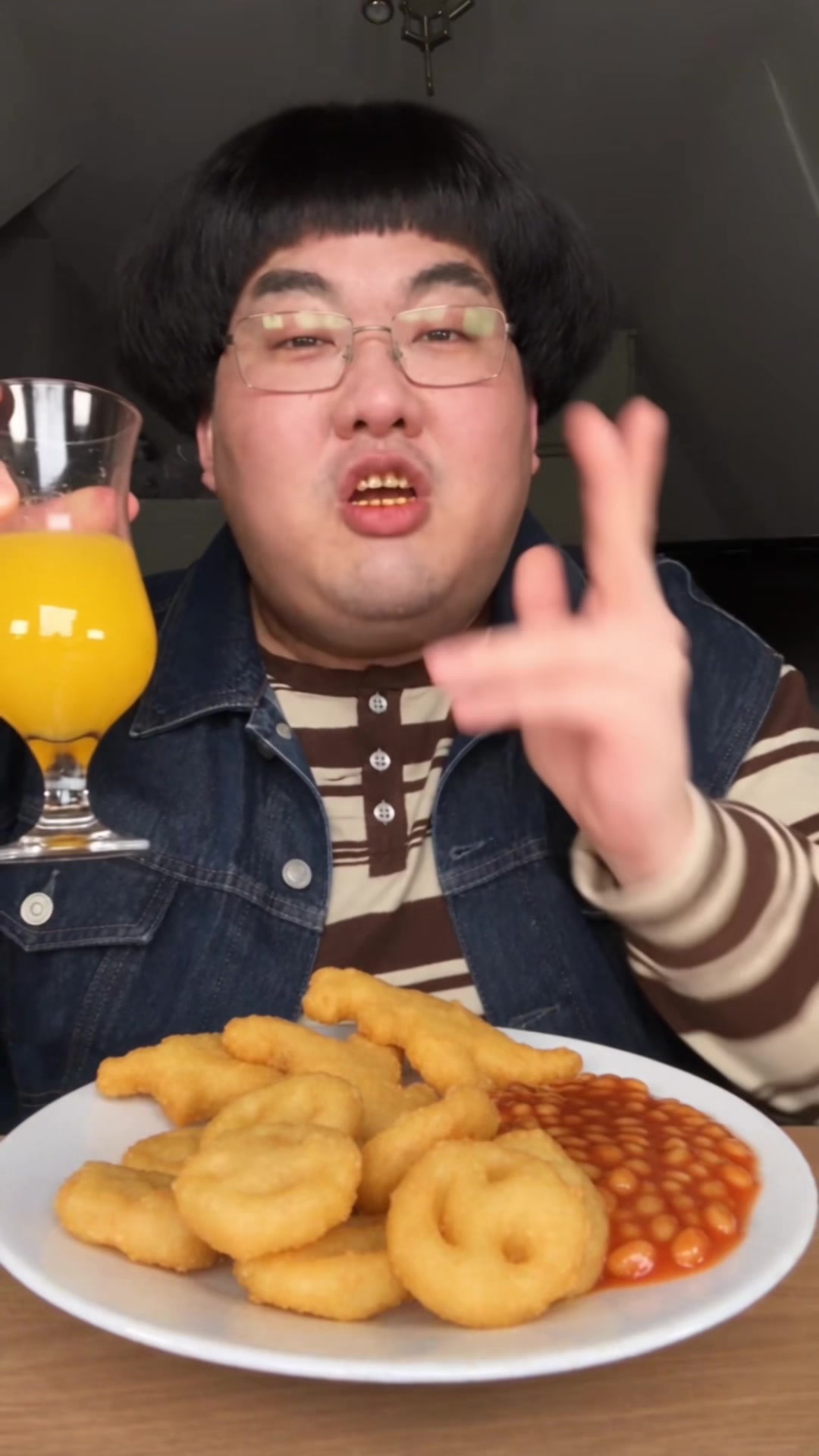 I love smiley potato’s #foodtok #foodreview #ukpoo #britishtiktok #mashtagbrady