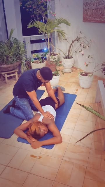 Ne vous fiez pas aux gestes, c’était juste le streaming 😅 Je me sens bien et je vous encourage à tester des choses d...