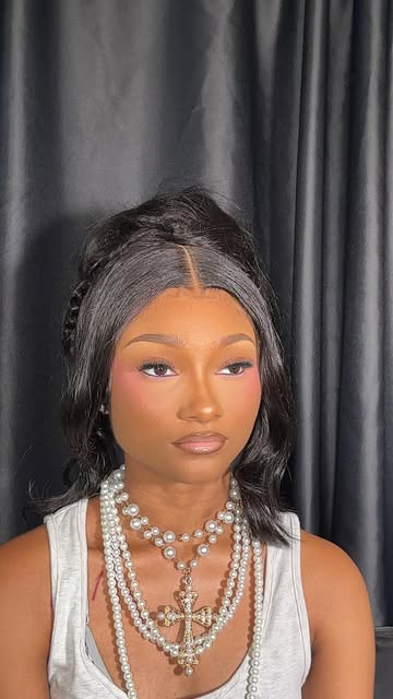 Blush gets SO much easier when you know what you’re doing with it 🎀 Placement, color + layering makes all the differ...