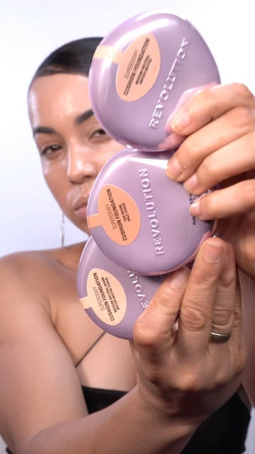 Amando la nueva base @makeuprevolution #revolution #nuevabase #makeuptutorial #reseñas #foundation