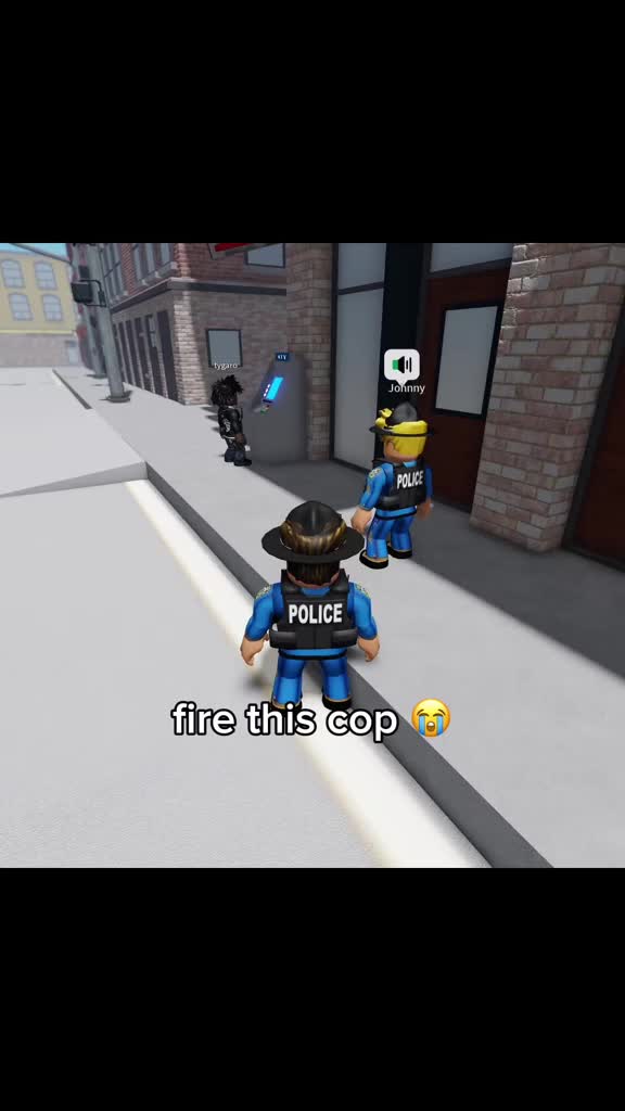 Bro was doing them cc swipes 🤔😭#roblox #police #stackswopo #skit #yourusername