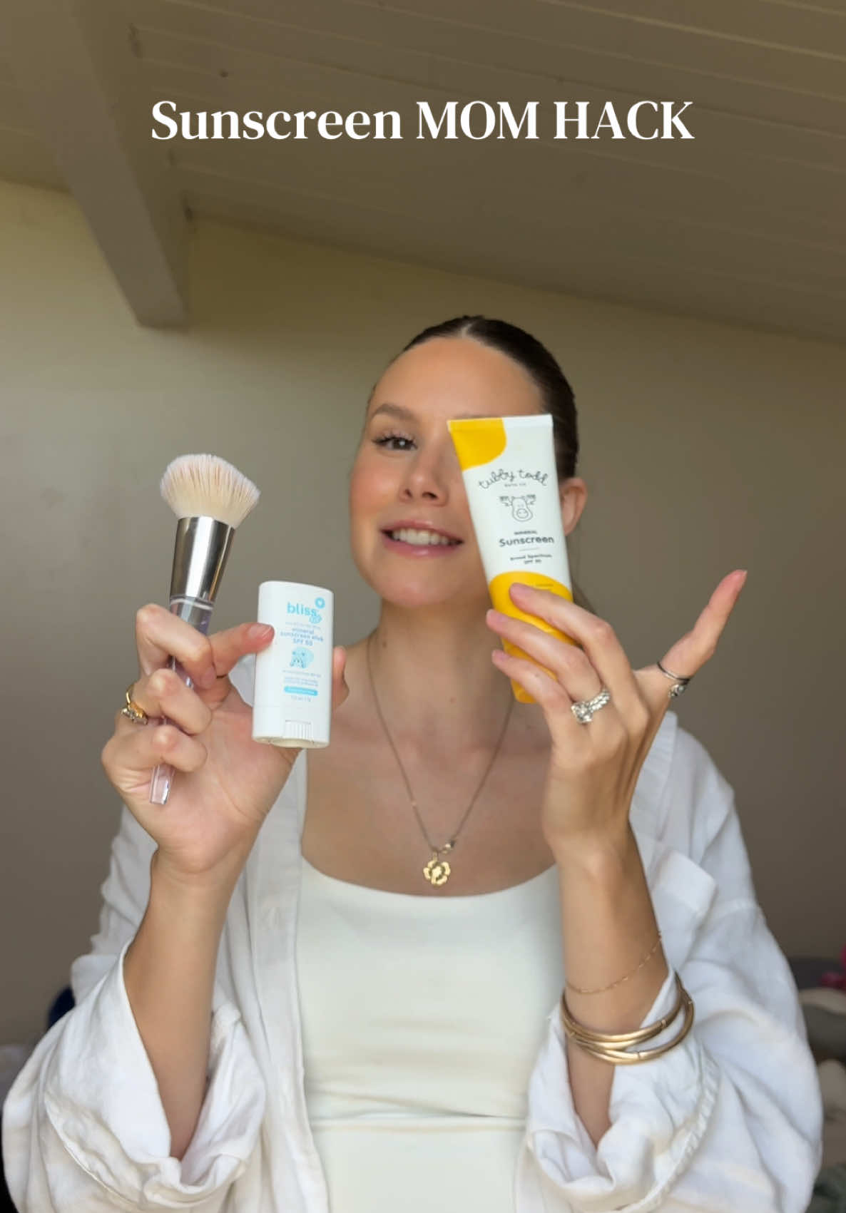 My go-to suncreen mom hack during this heat wave 🤞🏻🌴 Two of our favorites for sunscreen is @Blissbaby and @Tubby T...