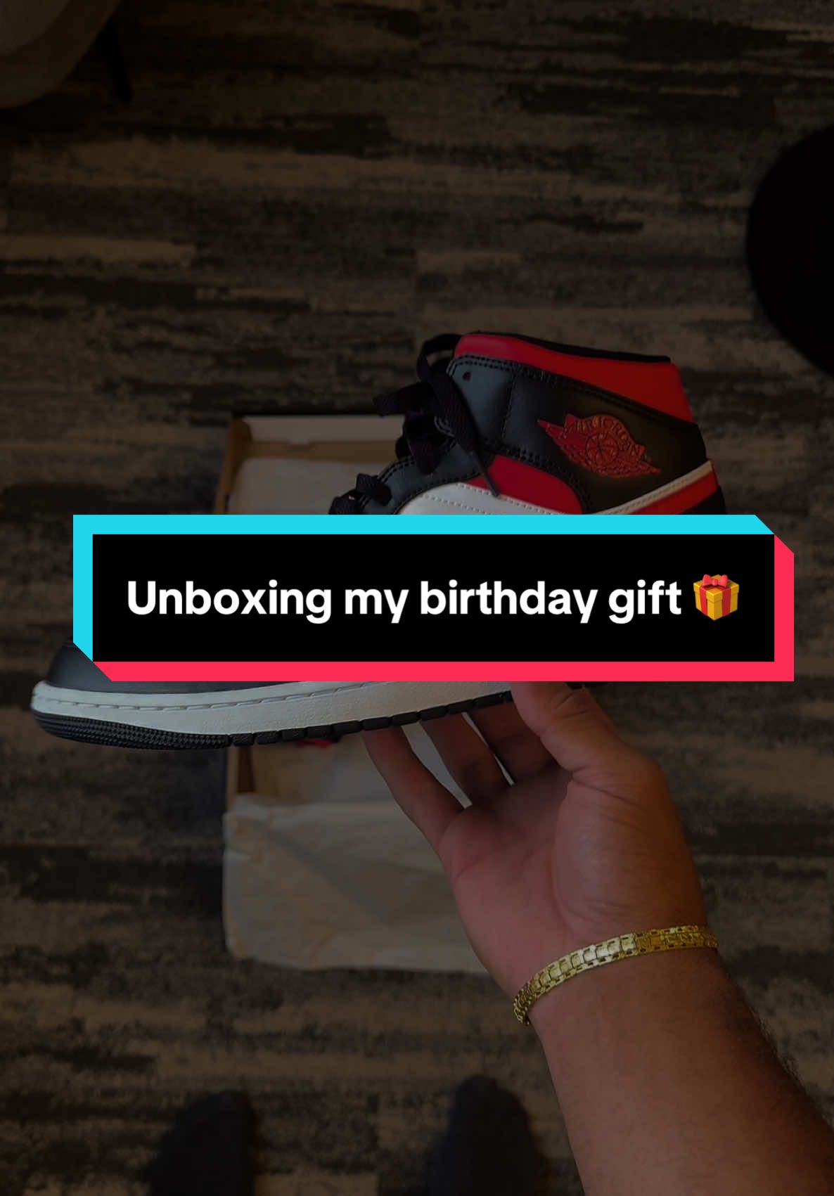 Thank u sweetwife #Gift #present #airjordan #nike #solestreet @PRISTINA