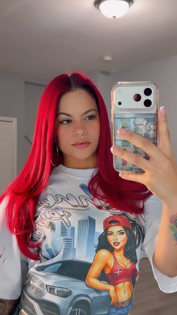 Mi Primera Vez Usando Un T shirt Over Size Q Tal Me Quedo 🥰🩵 Gracias A @joshred.pbg 🔥