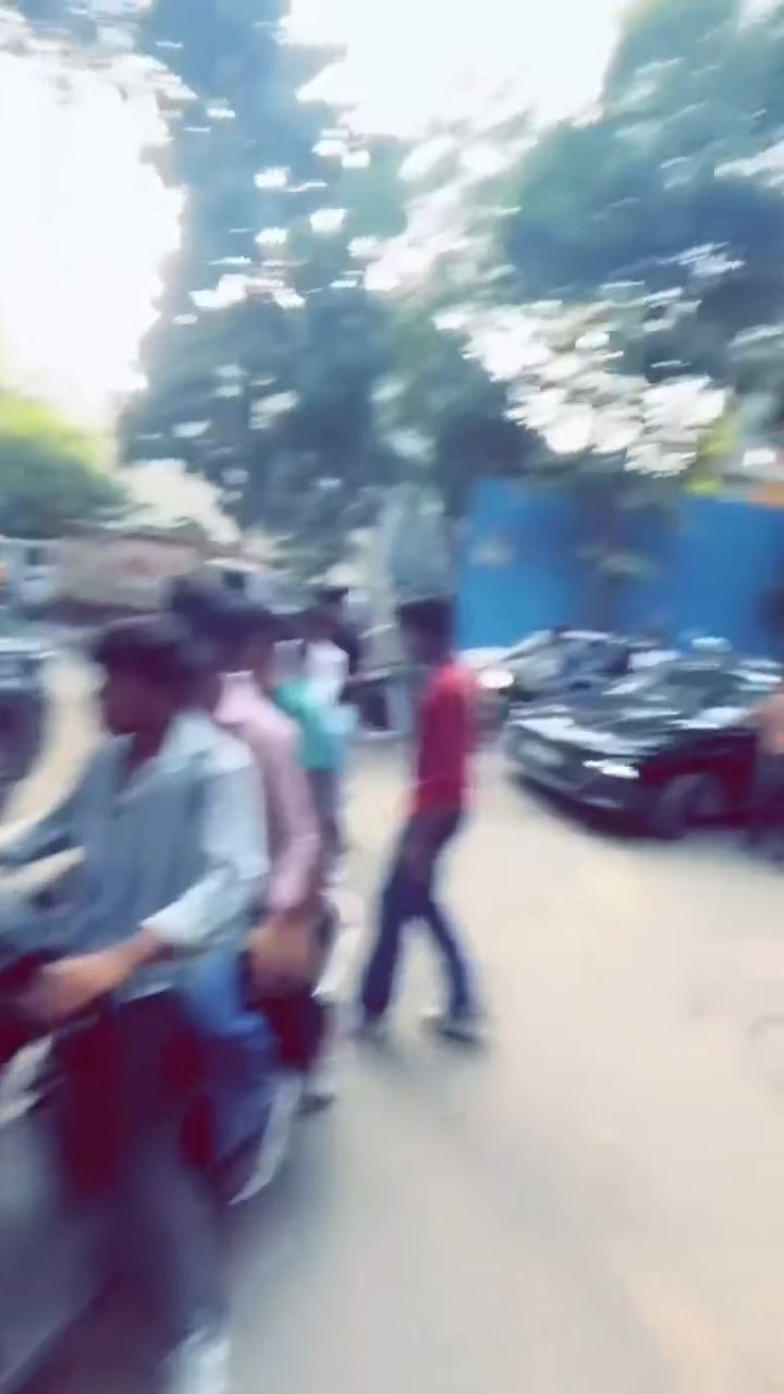 1000268298