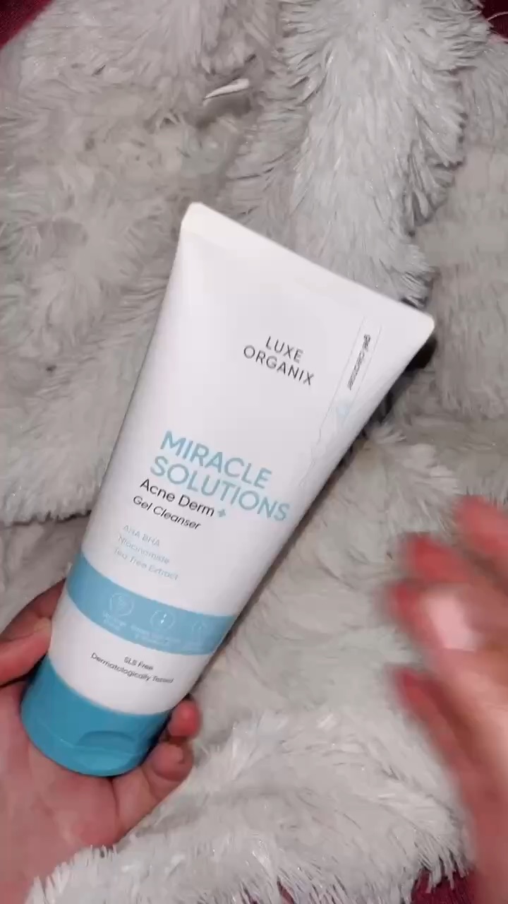 Luxe Organix face wash