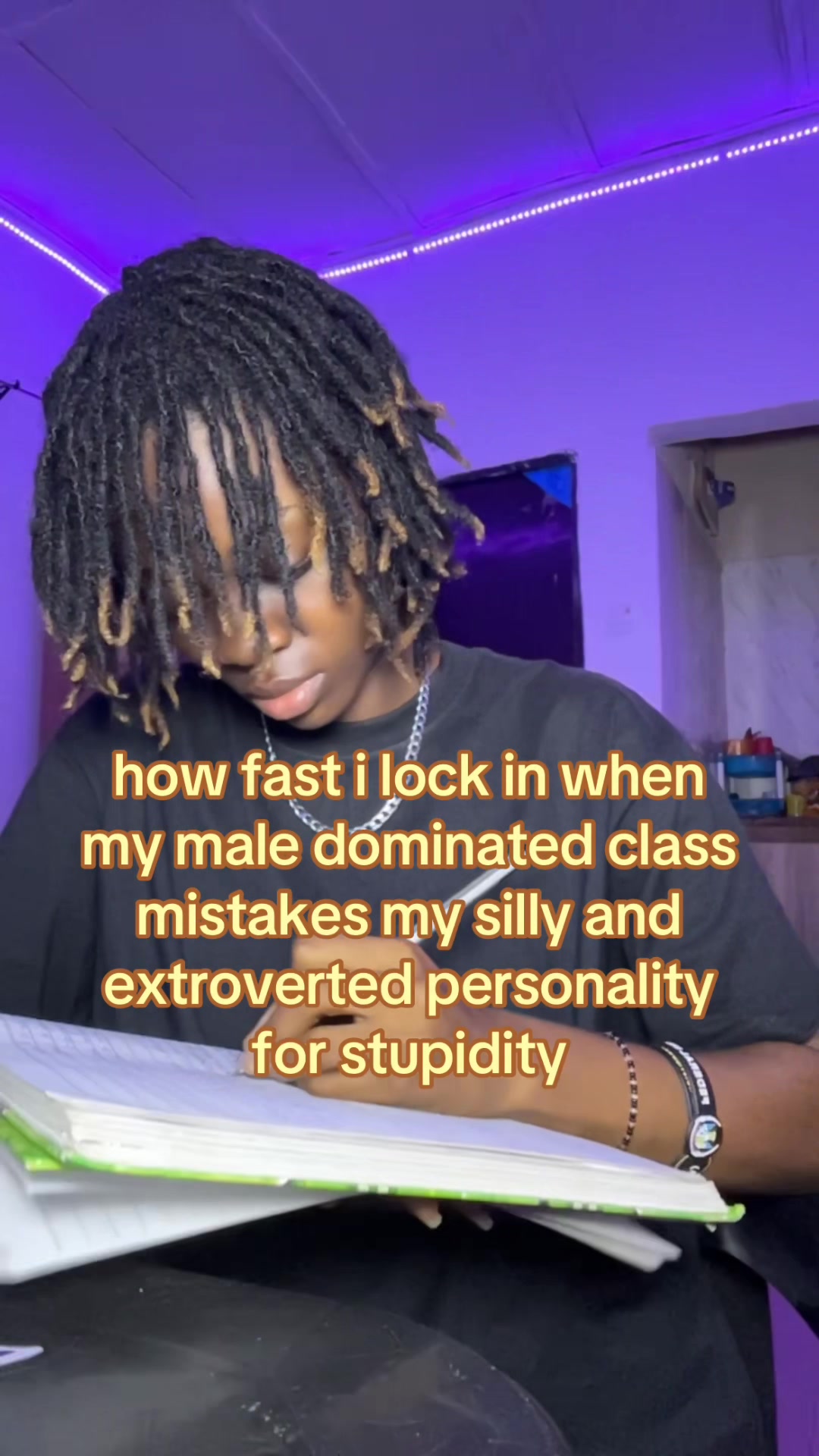 You’re lowkey not better than I am 😂🫴🫴 #studytok #exam #college #motivational #school