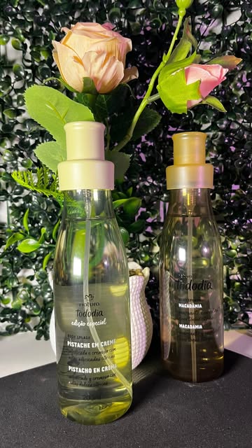 Duas fragrâncias, duas vibes e vários momentos para ficar cheirosa! 💗✨ Estou experimentando os Body Splashes Natura...