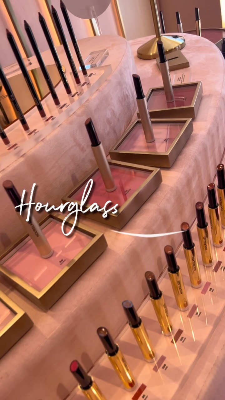 BESTIE @hourglasscosmetics Toronto loves u (but I love u more)🎀 Come with me to Hour Glass’ 3 day POPUP @thewell_to...
