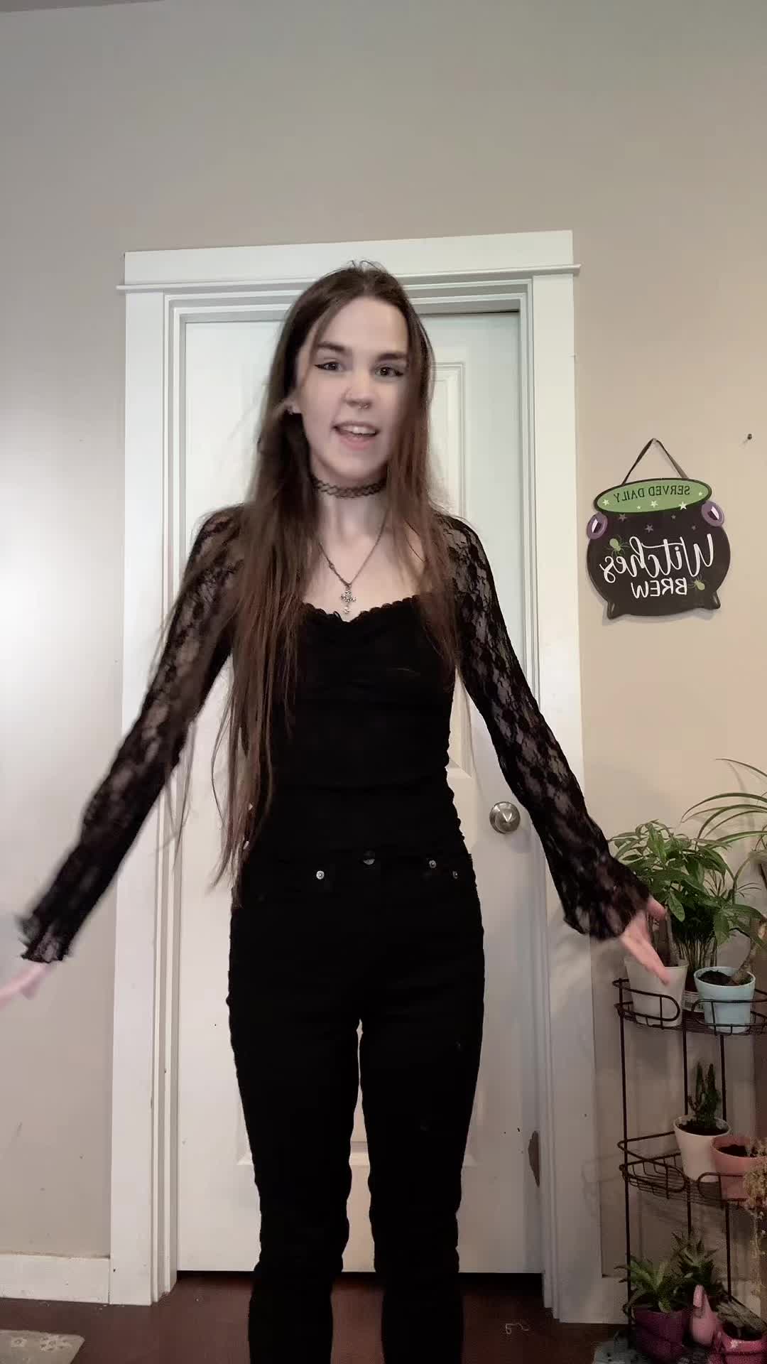 guess my favorite color #fyp #alternativefashion #fitcheck #smallstreamer #egirl