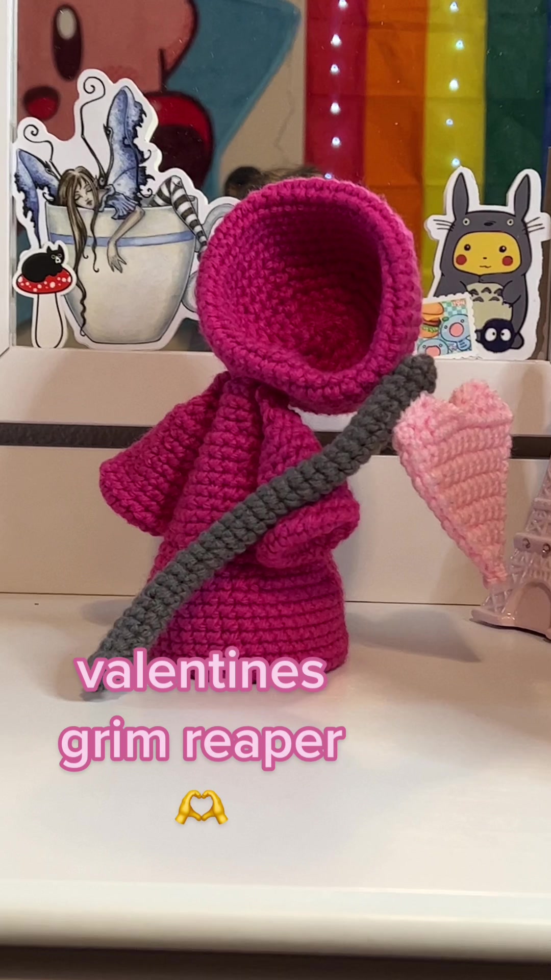 i’ve had my eyes on him all month tbf #crochet #twitch #valentinesday #smallstreamer