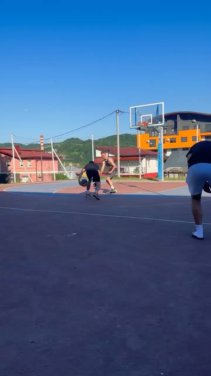 1v1 Hoops