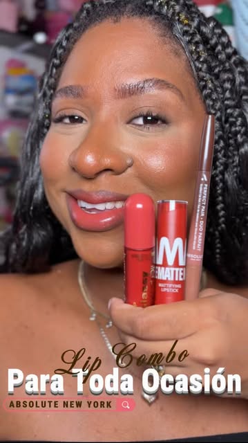 Este lip combo es de esos que funcionan para literalmente cualquier ocasión 💋✨ Glossy, elegante y con el balance per...