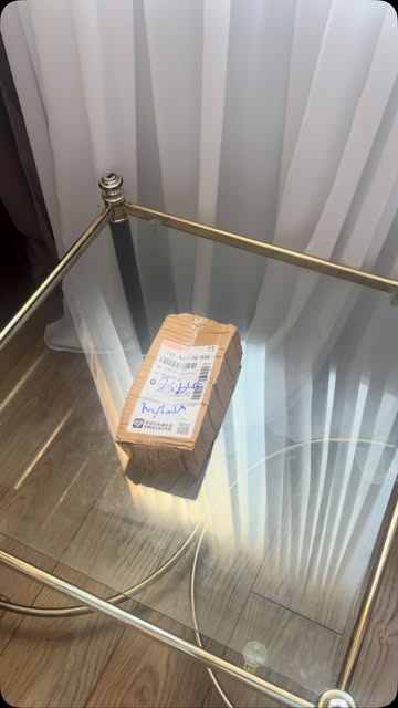 Obsessed is an understatement 💛 Unboxing time! ✨#sunglassesstyle #unboxingvideo #ugccreator #outfitinspo #fashionfinds