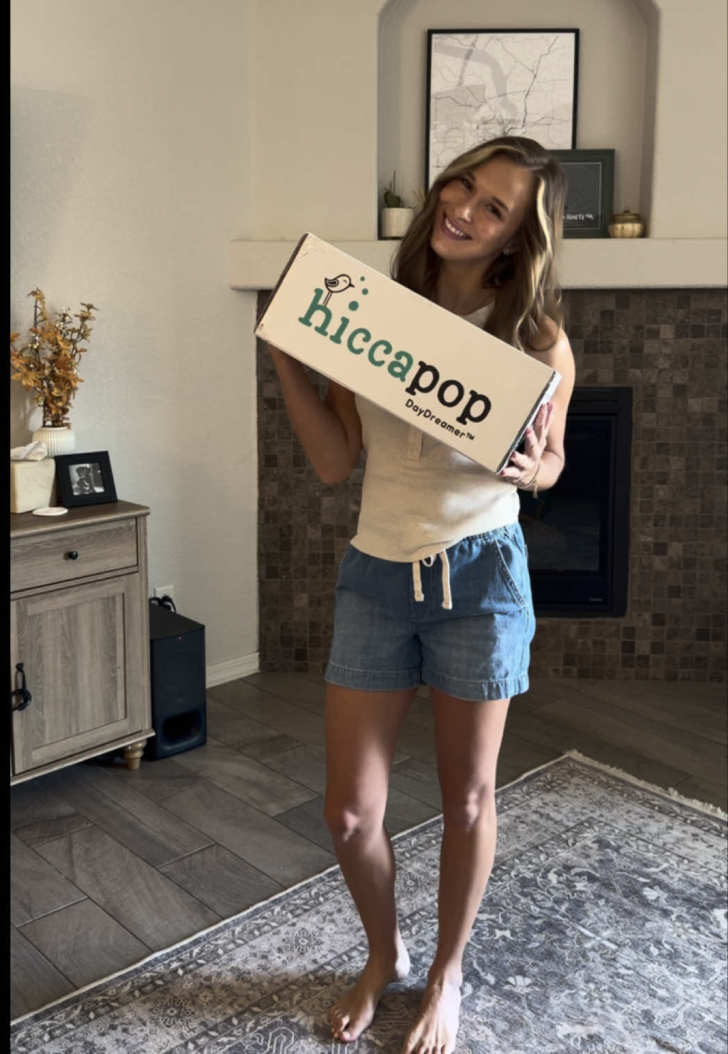 Traveling with a baby is about to be SO much easier 🤍 The Hiccapop travel tent gives baby their own cozy, familiar s...