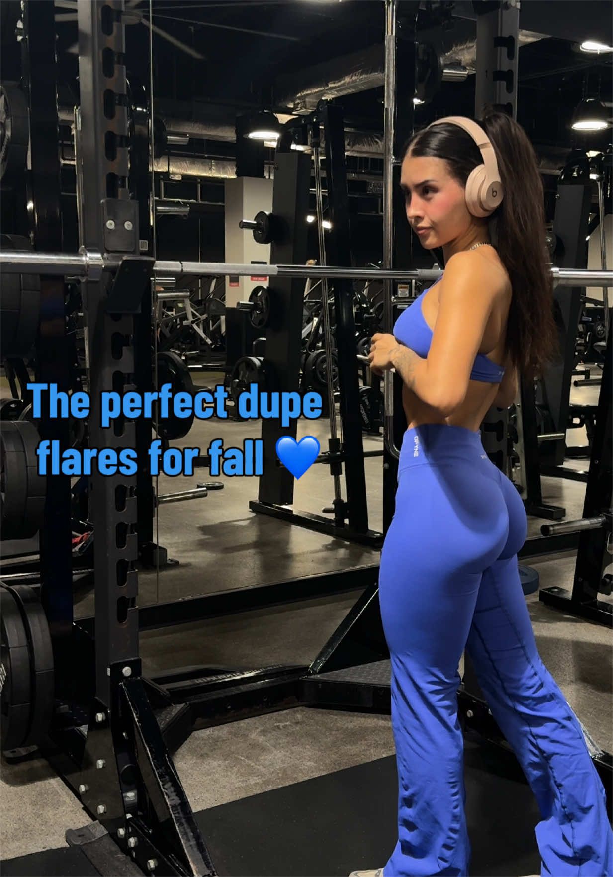 And on sale I’m stocking now babyyy #gymclothing #gymfit #flarepants