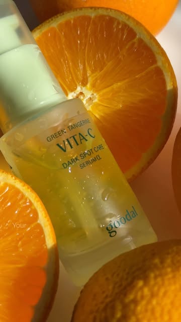 Glow mode: ON 🍊✨ @goodal_official @goodal_official_us @cliocosmetics_global Lately, it’s been the Goodal Green Tange...
