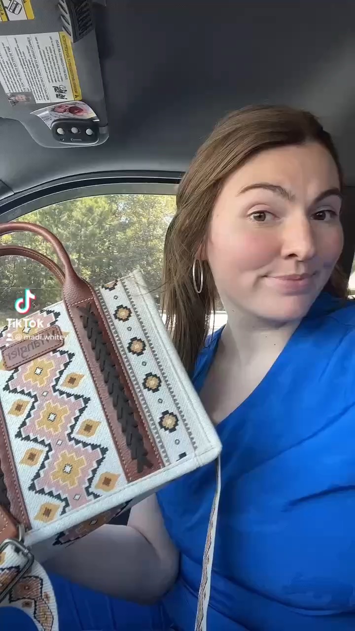 Wrangler Purse Review