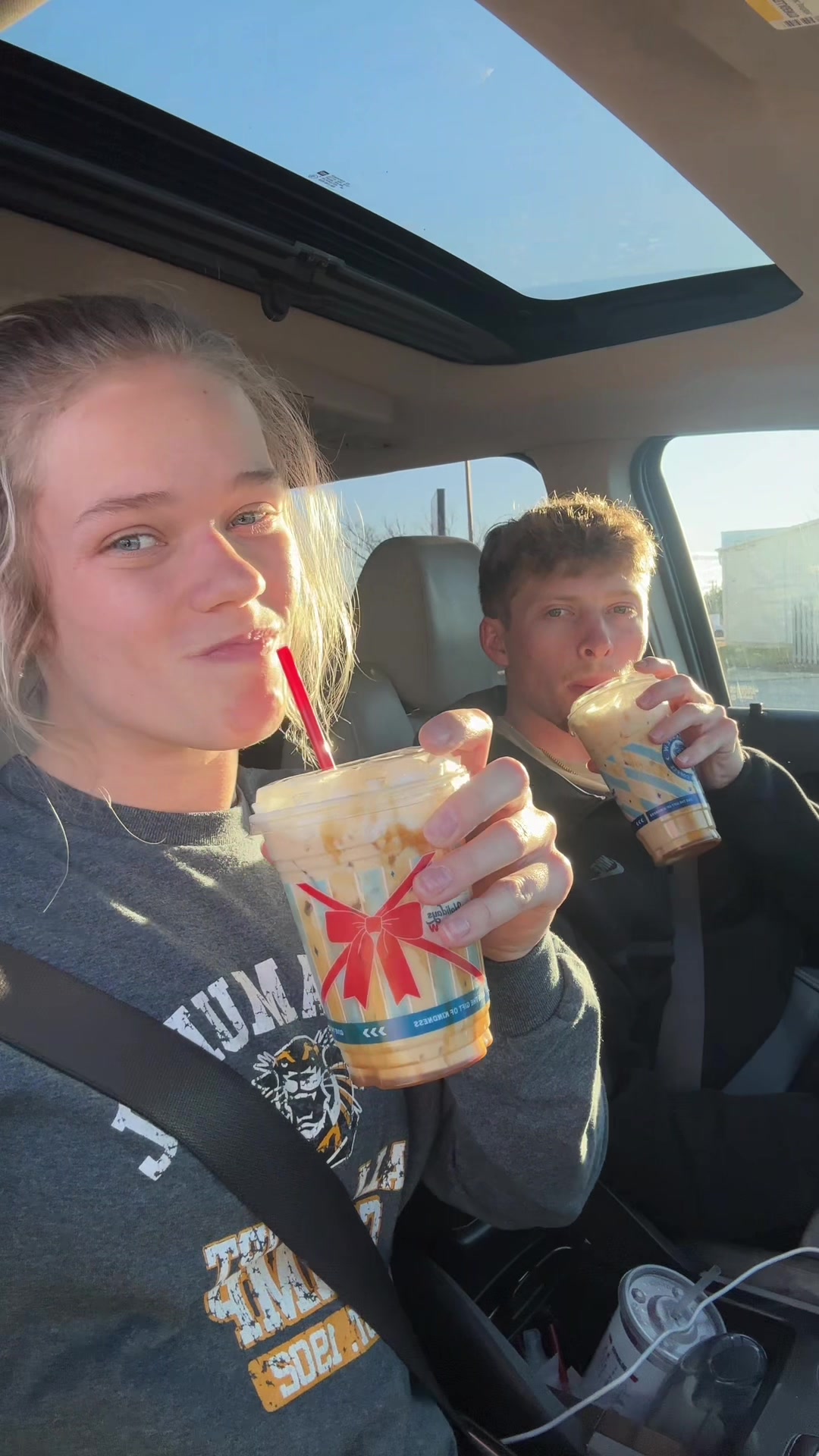 BIGGG 7brew guy🥱 #7brew #boyfriend #girlypop #coffeerun #bestfriends