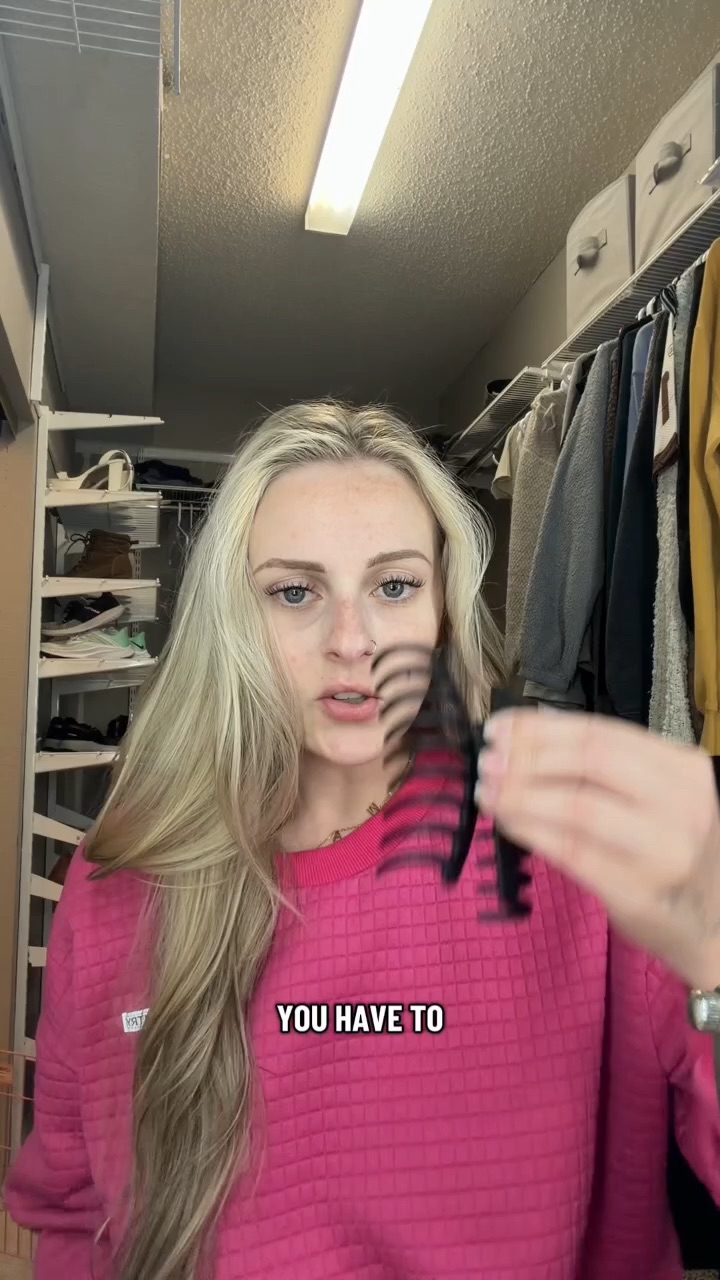 Color changing foundation