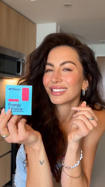 Pool party non negotiable: Always bring @neurogum to keep your energy up and vibes high! I brought @neurogum with me...