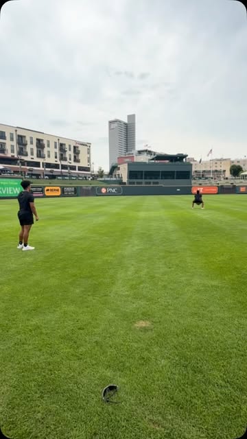 Building explosive hips and core rotation. The work you put in the lab shows up on the field. 💯 #baseballtraining #s...