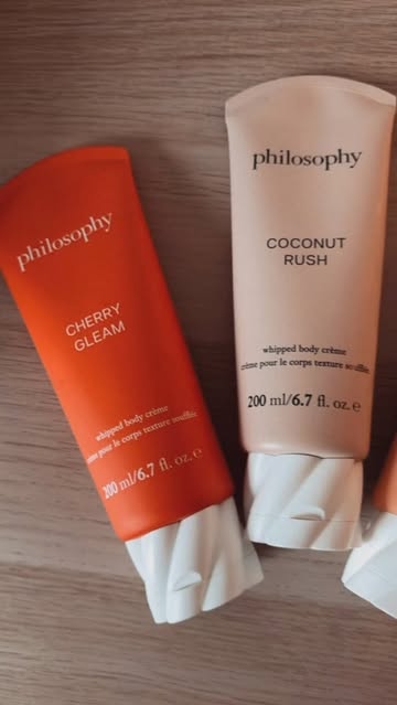 Three scents, three different moods… but Coconut Rush has my heart. 🥥 The NEW philosophy Whipped Body Crème has the...