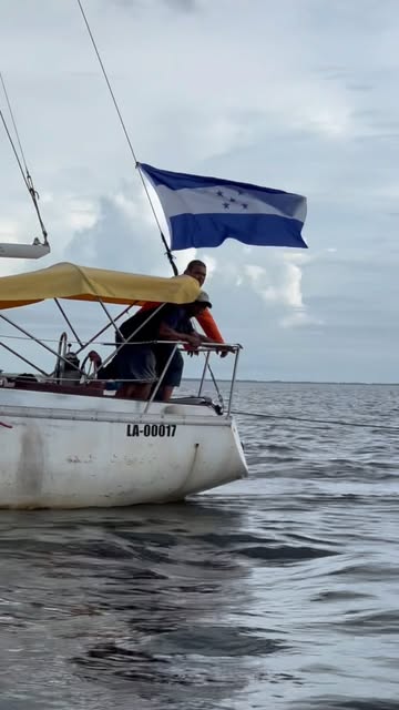 🇭🇳Jungle adventure in Honduras 🇭🇳 Our Guanaja guide veterans teamed up with local Miskitia captains and led our f...