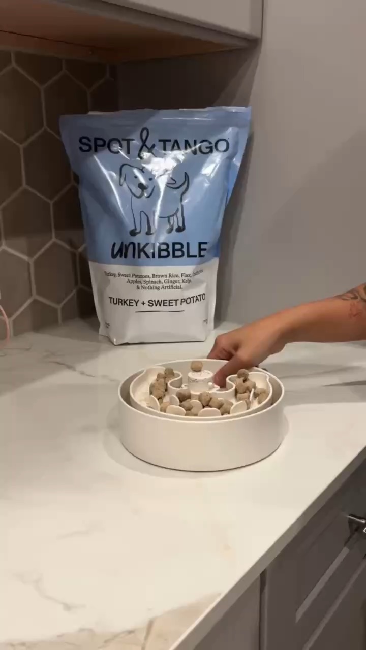 Spot and Tango UNKIBBLE