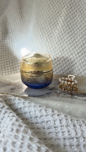 gifted by Shiseido @shiseido #giftedbyshiseido A little self-care, a little glow ✨ I’ve been incorporating the Shisei...