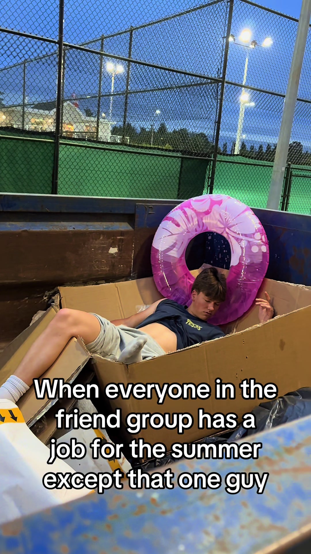 We all know that one friend with no job 😂😂 #relatable