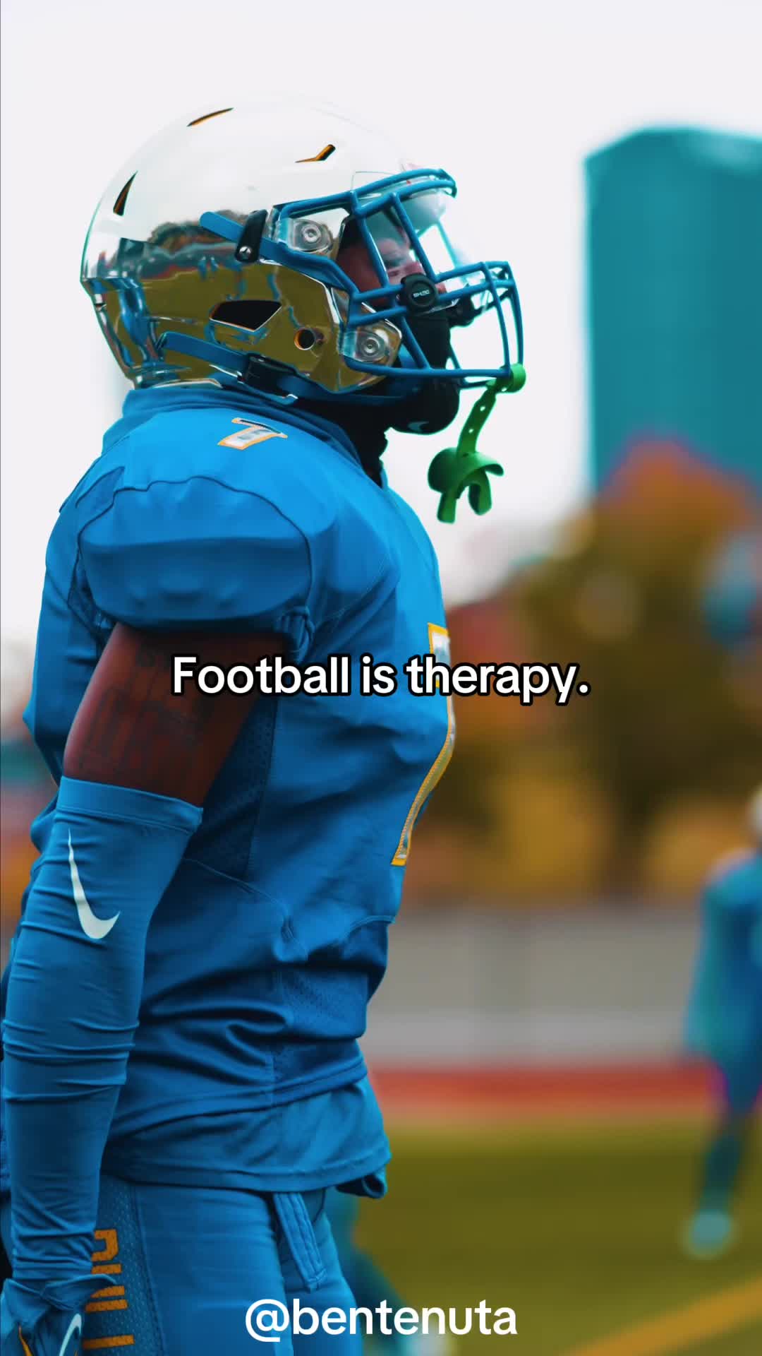 Football is therapy😤🔥🤞🏈 #fyp #viral #trending #football #fridaynighlights #sports #bentenuta