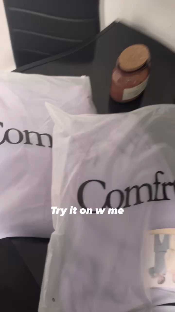 Comfrt Hoodie Unboxing