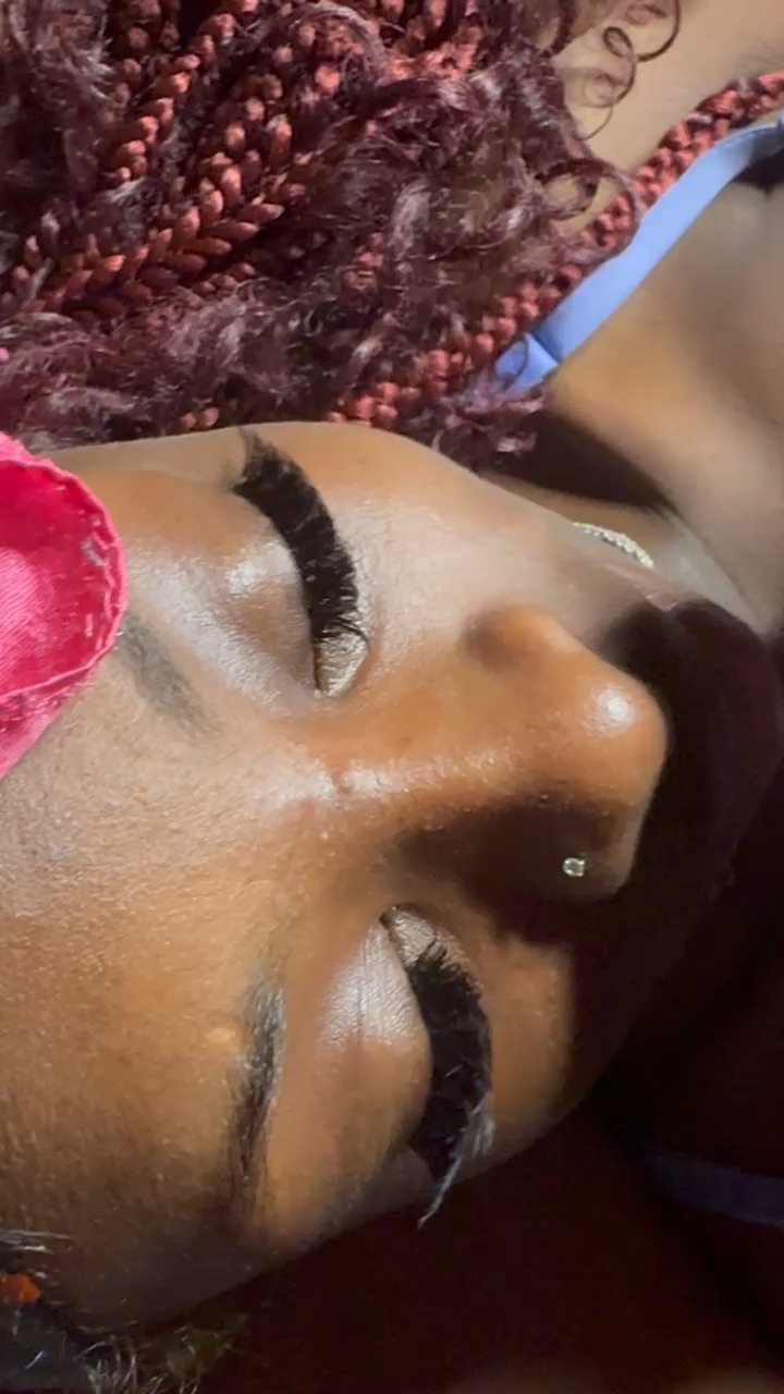 Lashes content