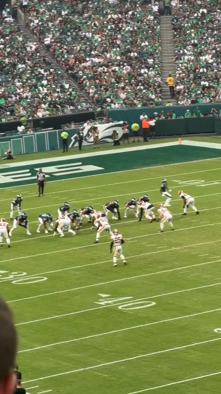 Philadelphia eagles Jalen hurts getting sacked
