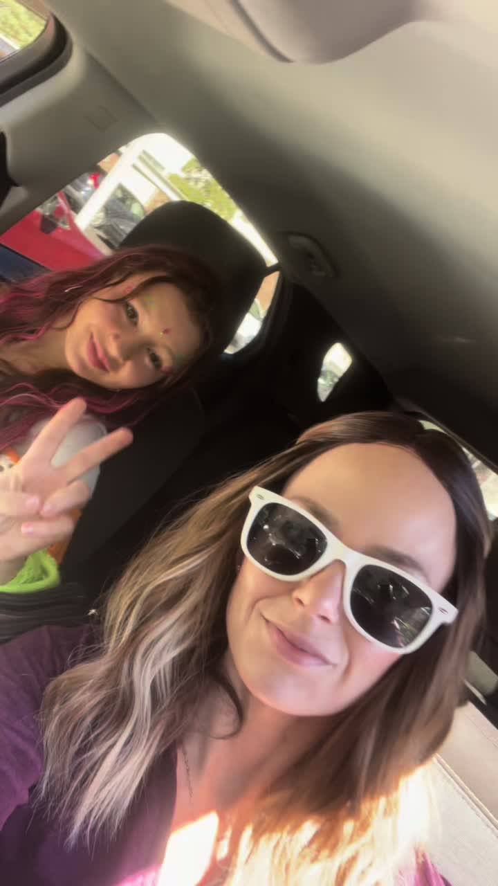 🌟 Mother-Daughter Thrift & Flip bizz? #thrifting #thriftlansing@Iliana!! 💕