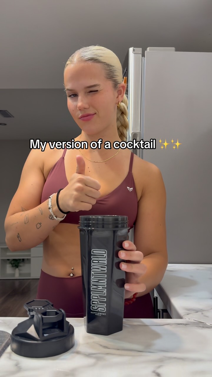 Who can relate ?😅 @supplementworldoakville @matriarchathletics #trending #cocktail #supplements #gymgirl #abbyxcoxfit