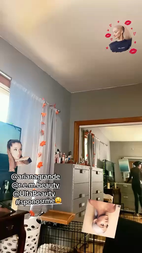 R.e.m beauty - holiday collection. Ariana grande.