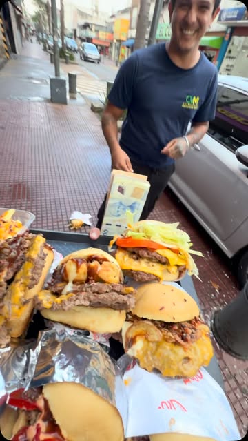 Si nos seguís, GANAS 💰🍔🎁 Queres una TDH ? Comenta y GANAAA