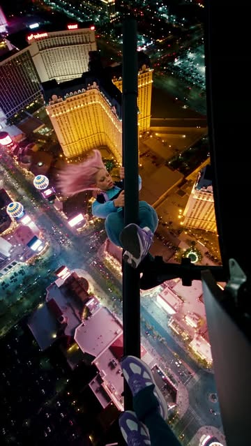 Lola Loops 😳💗 Lola was hanging hundreds of feet above the Las Vegas Strip... then she LET GO. 😭💀 One steel beam....