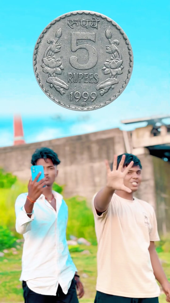 10 Rupaye magu to 5 rupaye deti hai #reels #virel #trending #papa #maa