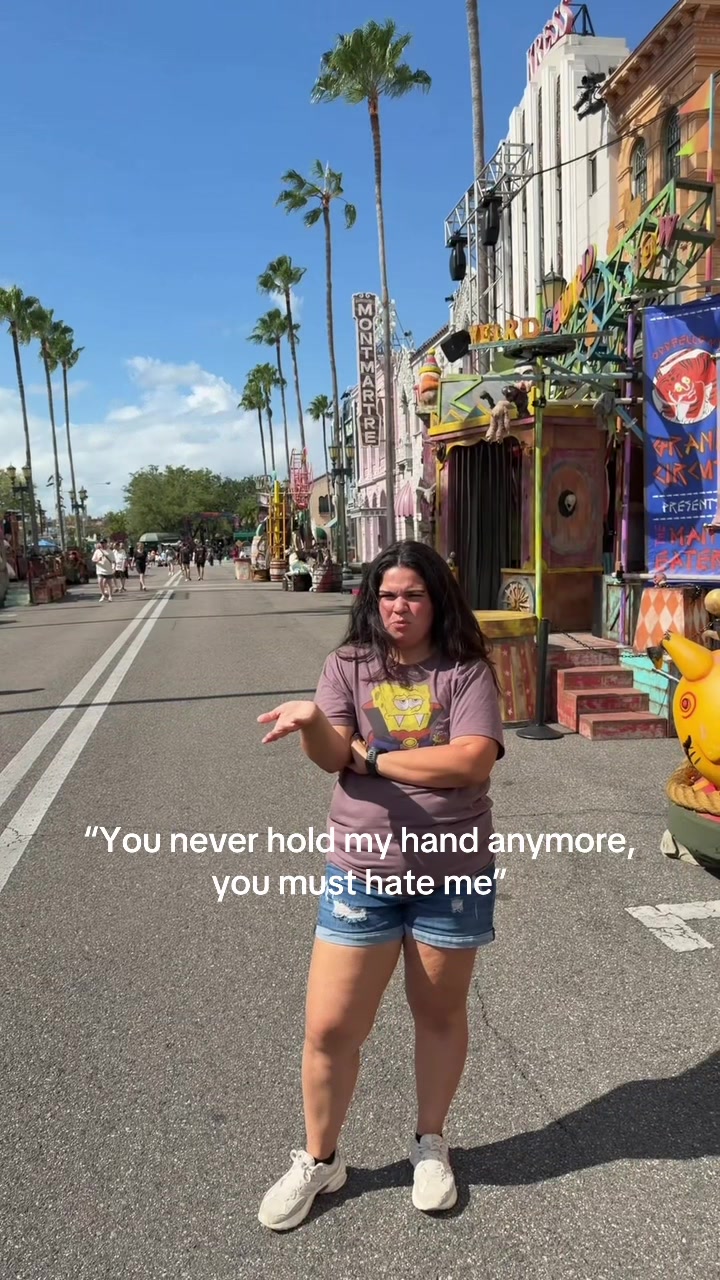 Ugh he hates me 😝#universalstudios #fyp #husband #familyvacation