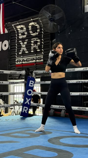Los pilotos tenemos el mismo entrenamiento que los boxeadores. Y los cubanos tenemos el boxeo en la sangre 🇨🇺 Entre...