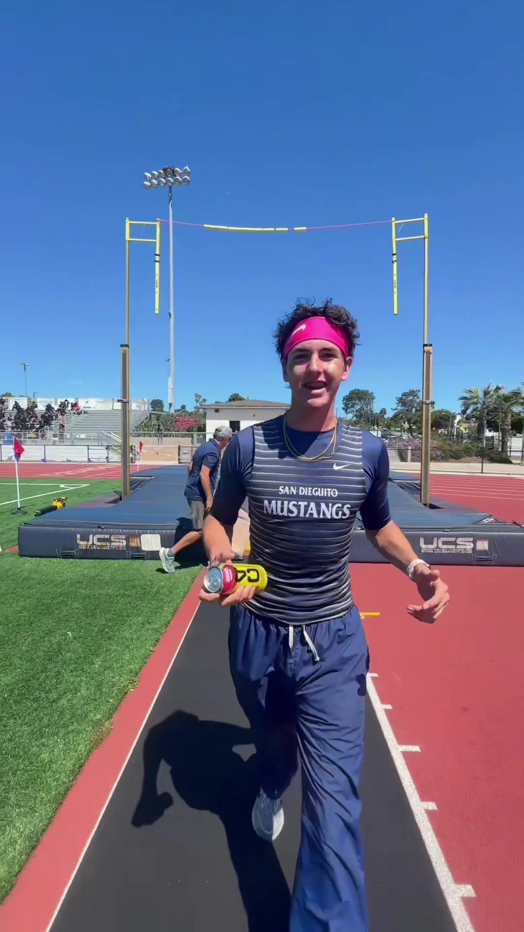 @C4 Energy #C4Partner @Launchpoint #trackandfield #polevault #polevaulter